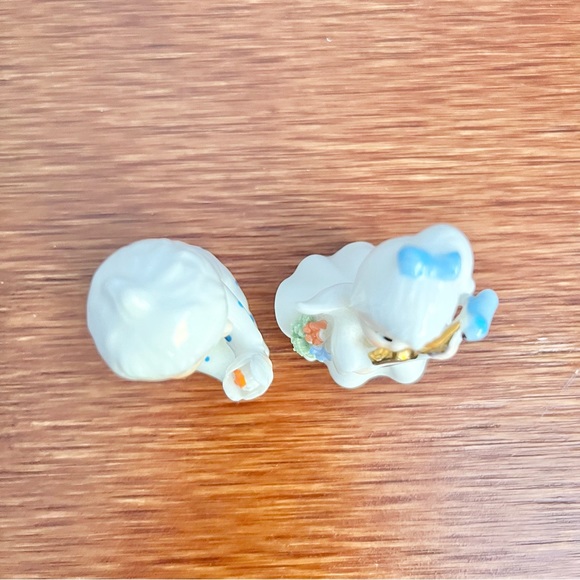 Vintage Napcoware Bone China Little Baby Boy and Girl with Instrument White Blue - Picture 6 of 6